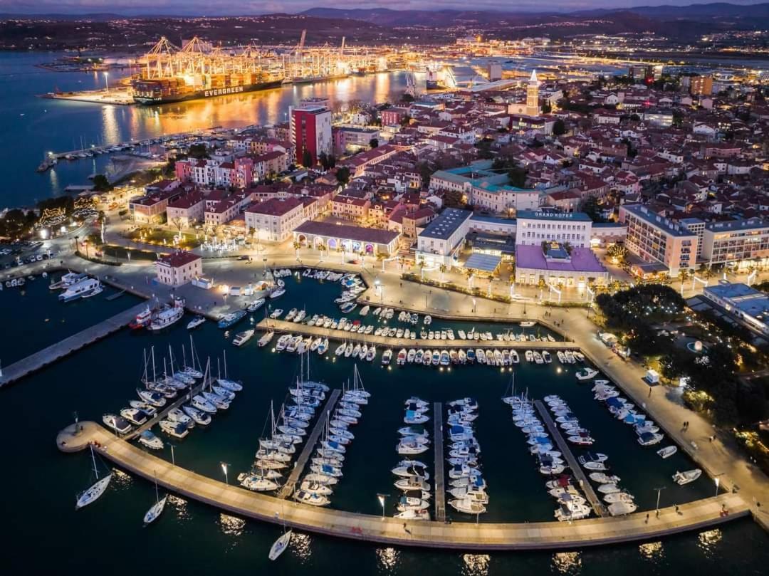 Koper Center Apartment Near-Beach-Free-Garage-Parking Extérieur photo